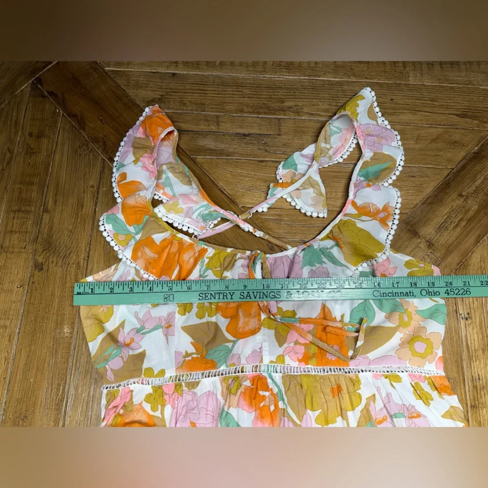 ASOS DESIGN curve ruffle maxi sundress featuring a retro floral print - size 16 - Picture 10 of 15